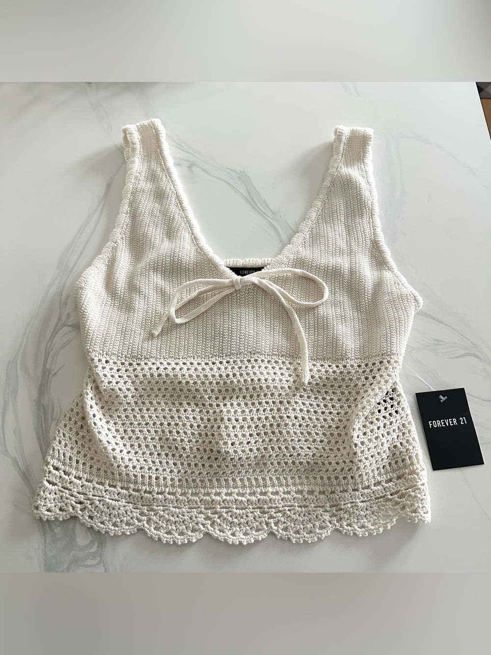 Forever 21 white crochet tank top with bow detail, size M